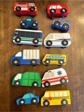 Lot of Wooden Play Car Vehicles (12) Bus Fire Garbage Ambulane *Some Show Wear*